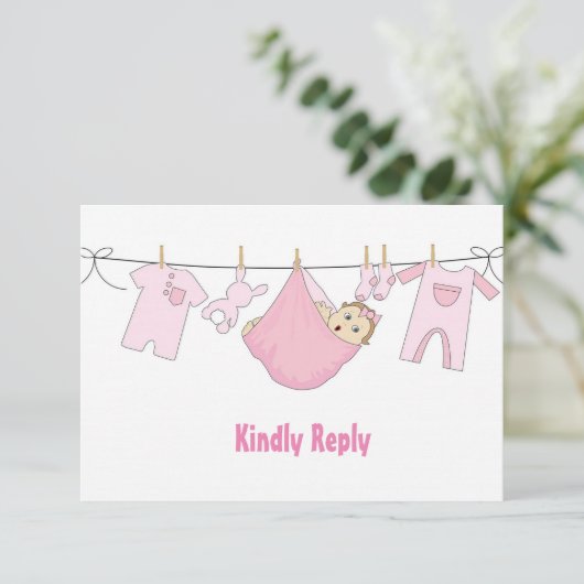 Carte RSVP Baby shower d'illustration rose mignonn (Debout devant)