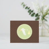 Carte RSVP baby shower - Points verts et Brown (Debout devant)