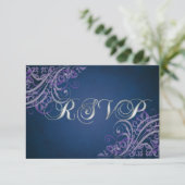 Carte RSVP Baroque Purple Scroll Exquise (Debout devant)