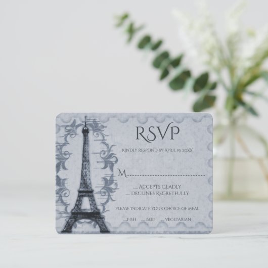 Carte RSVP Blue Eiffel Tower Wedding (Debout devant)