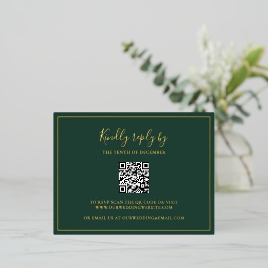 Carte RSVP de Mariage du code QR vert traditionnel (Debout devant)