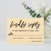 Carte RSVP de mariage Pale Peach écriture décontra (Debout devant)