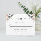 Carte RSVP de mariage rose vif pour Roses floraux (Debout devant)