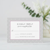 Carte RSVP Diamant Dot | Plum et gris (Debout devant)