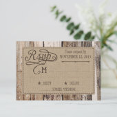 Carte RSVP Etching en bois rustique et coeur (Debout devant)