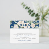 Carte RSVP Floral Rose blanche avec choix de repas (Debout devant)