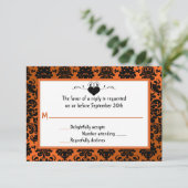 Carte RSVP gothique orange et noir Damas (Debout devant)