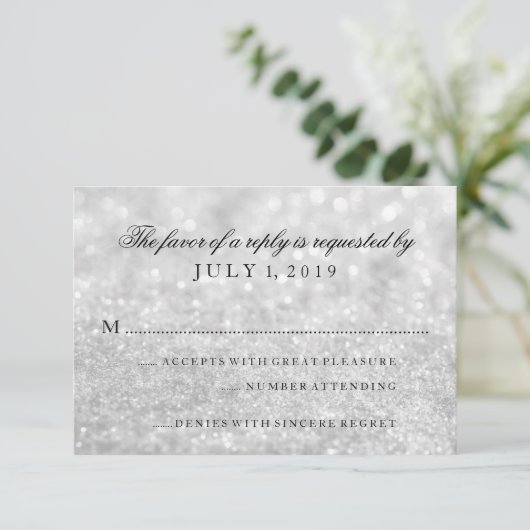 Carte RSVP - Lit Silver Glit Fab (Debout devant)