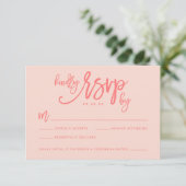 Carte RSVP Mariage Lettre Main Chic | Corail (Debout devant)