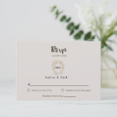 CARTE RSVP minimaliste de mariage beige (Debout devant)