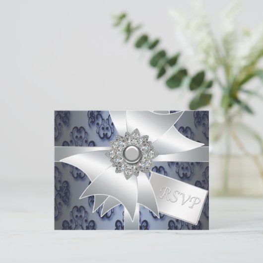 Carte RSVP Navy Blue Damask (Debout devant)