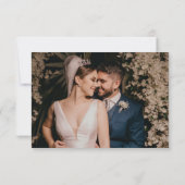 Carte RSVP QR minimaliste de mariage de script (Dos)