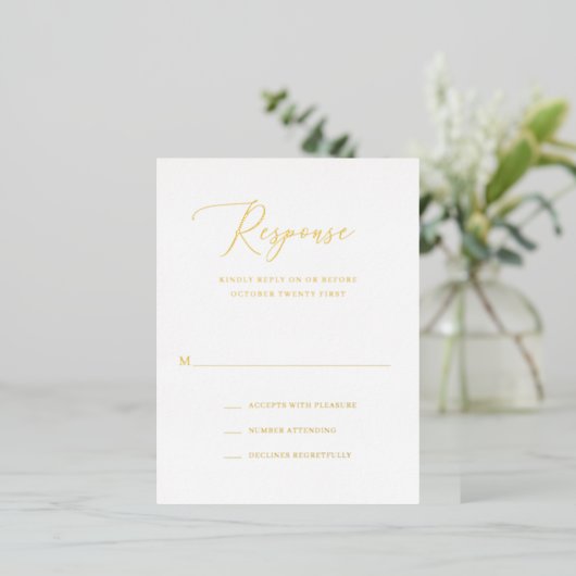 Carte RSVP simple Formal Elegant Gold Foil Mariage (Debout devant)