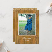Carte Rustic Board College Graduation Announcement (Devant/Arrière en situation)
