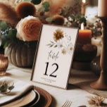 Carte Rustic Fall Floral Numéro de table<br><div class="desc">Elégant Chaussée Florale automne carte numéro de table. Le design se poursuit à l'arrière. Pour commander le tableau des places, customisez simplement chaque carte avec le numéro de table et le nom du couple, puis ajoutez-les à votre panier. Il est conçu pour correspondre parfaitement à notre collection de mariages. Objets...</div>
