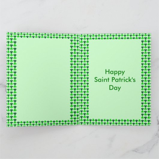 Carte Saint Patricks Day Bee et Shamrocks (Intérieur)