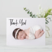 Carte Script noir moderne Baby shower personnalisé Merci (Debout devant)