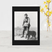 Carte Sergent et ses masques de gaz de port de chien (Fleur jaune)