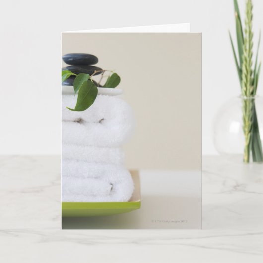 Carte Serviettes blanches et pierres spas (Devant)