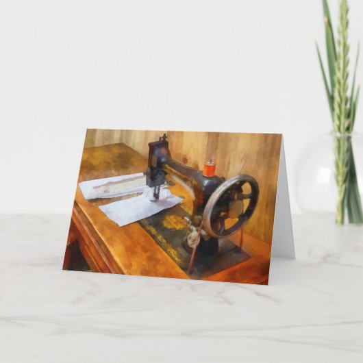 Carte Sewing machine With Orange Thread (Devant)