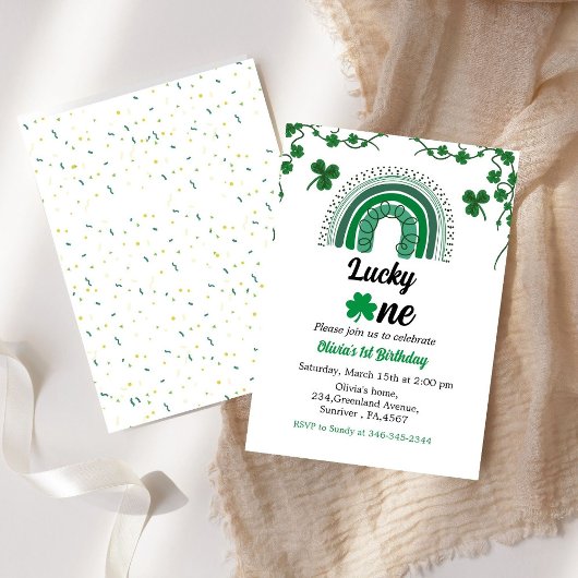 Carte Shamrock de l'invitation à l'anniversaire de St Pa