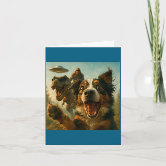 Carte Shocked Australian Shepherd Dog T-rex Bigfoot Ufo  (Devant)