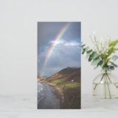 Carte Signet commémoratif de la prière en arc-en-ciel de (Debout devant)