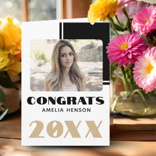 Carte Simple photo en noir et blanc de diplômé félicité 