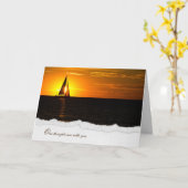 Carte soleil couchant avec voilier sur l'eau pour la com (Fleur jaune)