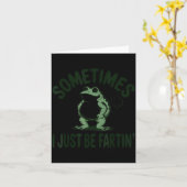 Carte Sometimes I Just Be Farting Frog Humor Funny Fart (Fleur jaune)