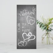 Carte Soyez ma Saint Valentin sur un tableau à craie (Debout devant)