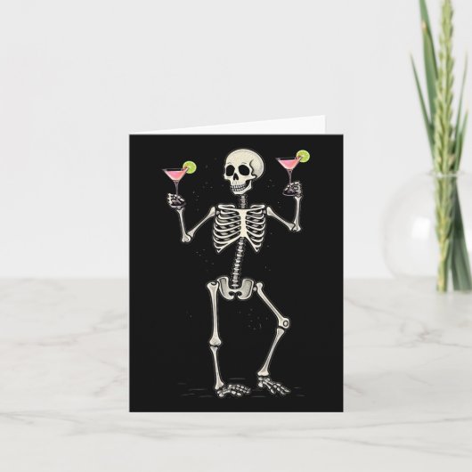 Carte Squelette d'Halloween buvant queue cosmopolite (Devant)