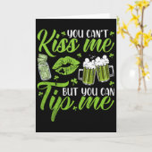 Carte St Patricks Day Chanceux Shamrock Serveuse Rtender (Fleur jaune)