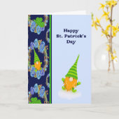 Carte St. Patricks Day en bleu foncé et clair avec Gnome (Fleur jaune)