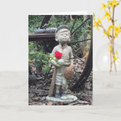 Carte statue de petit garçon avec baseball et rose rouge (Fleur jaune)