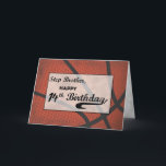 Carte Step Brother 14th Birthday Basketball Large<br><div class="desc">Toi et ton frère stepper aimez tirer des cerceaux ensemble. Cette fois-ci, alors qu'il fête son 14e anniversaire, c'est à votre tour de tourner un message d'anniversaire amusant pour lui en utilisant cette amusante carte de basket-ball pour la partager. LE TEXTE SUR LA COUVERTURE DE CETTE CARTE EST LE STYLE...</div>