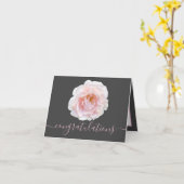 Carte Superbe Rose Rose Rose Grey Arrière - plan Félicit (Fleur jaune)