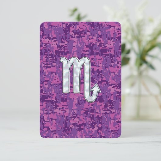 Carte Symbole Zodiaque Scorpio sur Camo numérique rose (Debout devant)