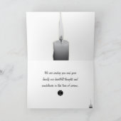 Carte Sympathie des fleurs de cyclamen et des bougies (Intérieur)