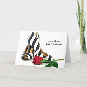 Carte talons hauts rayés avec rose rouge anniversaire