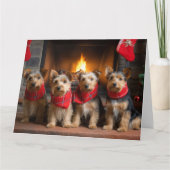 Carte Terrier australien près du feu Noël (Devant)