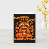 Carte Thankful Grateful Slightly Feral Funny Raccoon Tha (Fleur jaune)