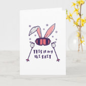 Carte This is my Ski Suit Skiing Rabbit with ski poles (Fleur jaune)