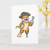 Carte Tigre en pirate avec jambe de bois et main crochue (Fleur jaune)