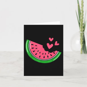 Carte Tranche de pastèque mignonne mordue avec des coeur