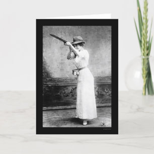 Carte Trapper une femme avec un pistolet 1914