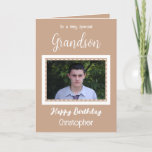 Carte Très spécial Grandson photo marron<br><div class="desc">À un petit-fils très spécial. Joyeux anniversaire. Ajoutez un nom et une photo. Brown et blanc.</div>