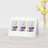 Carte Trois petits gâteaux avec des bougies (Fleur jaune)