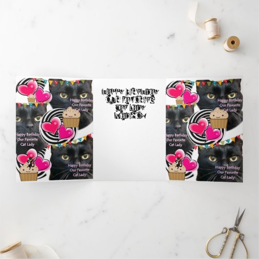 Carte Trois Volets Bonne carte de dame de chat d'anniversaire, dame d (Intérieur)