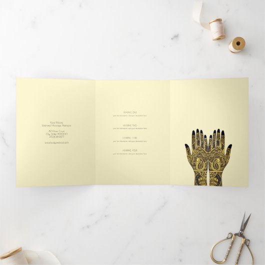 Carte Trois Volets Thérapeute de massage Henna Mehndi Mains (Intérieur)
